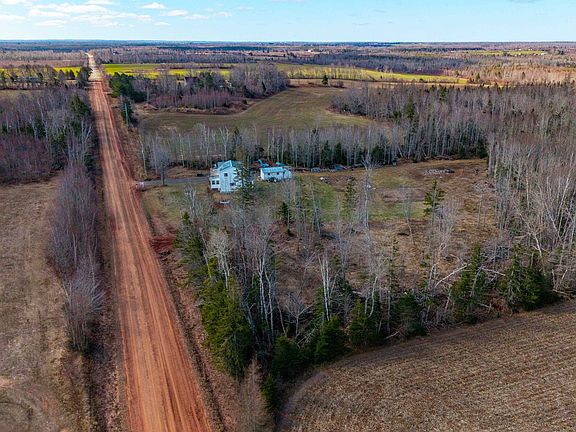4th image of LOT Cape Breton Rd