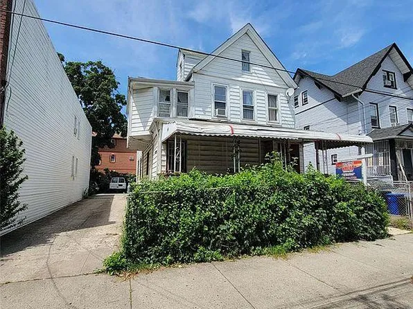 138-07 90 Avenue, Jamaica, NY 11435