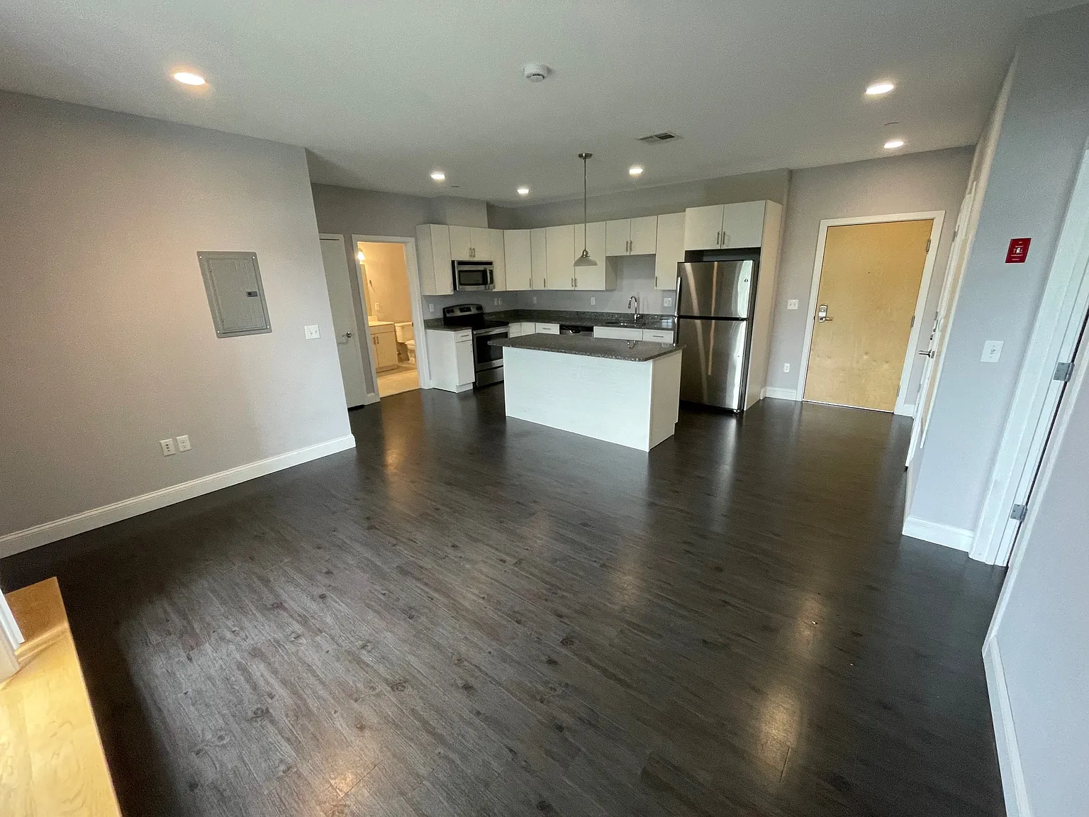 431 River Street — Photo 3