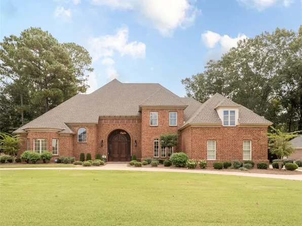 7565 Lakeridge Dr, Montgomery, AL 36117