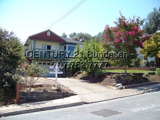 1st image of 880 Olive St