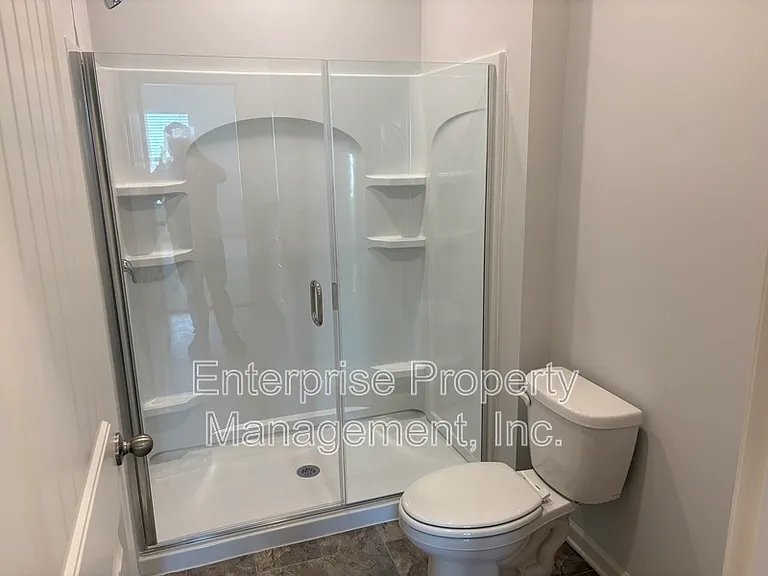250 Kipling Dr — Photo 16
