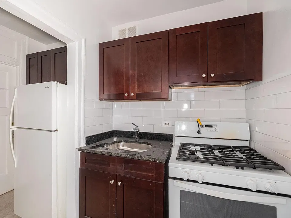 1369 W Estes Ave #1J