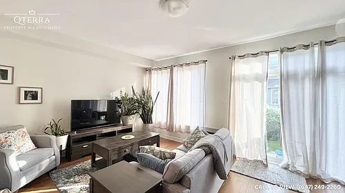 526 Muscari St Photo 1