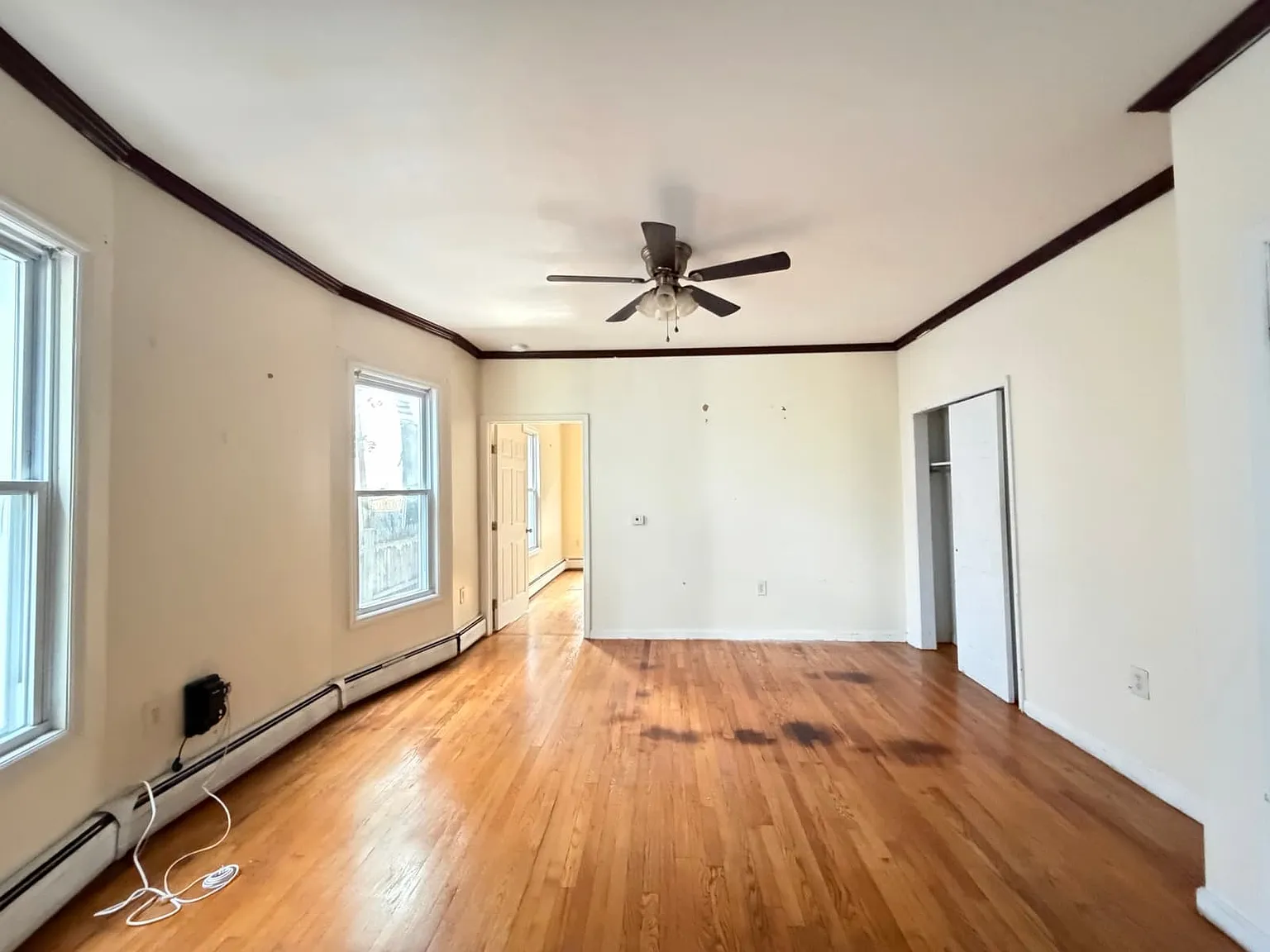 2 bed, 800 sqft, $1,950 — Photo 2
