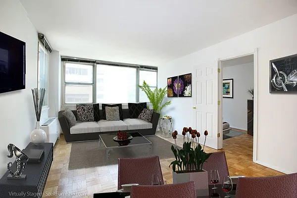 Rented by Lander Real Estate | media 6