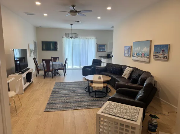 10171 SE Williams Drive, Hobe Sound, FL 33455