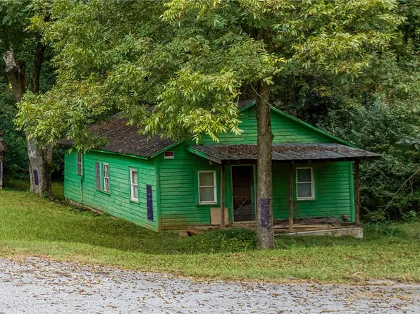 407 E South 3rd St, Seneca, SC 29678
