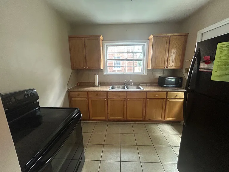 112 Barberry Ln #A — Photo 9