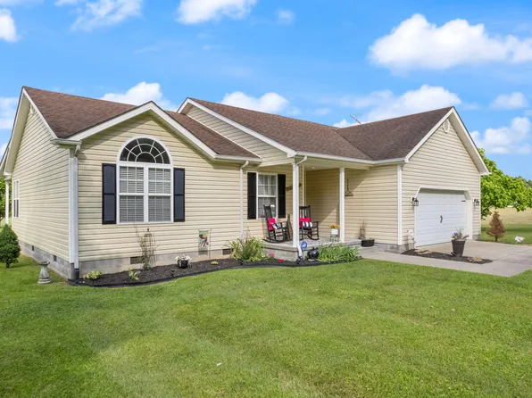 2802 Hardwicks Creek Rd, Clay City, KY 40312