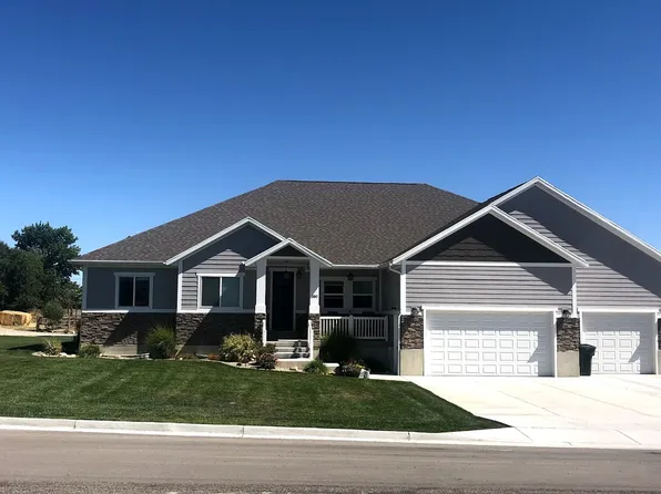 380 N 100 E, Ferron, UT 84523