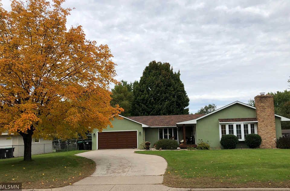 1st image of 817 38th Ln