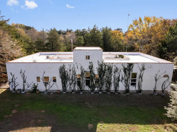 4992 Fm 1624, Lexington, TX 78947