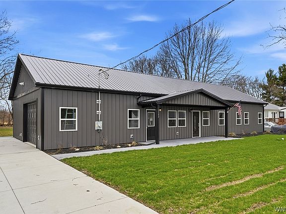 2nd image of 1192 Quaker Rd