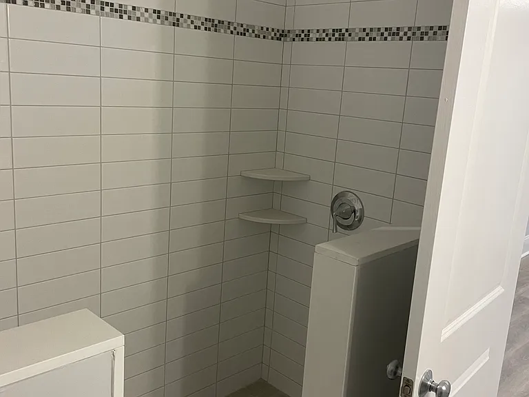 102 Brooks St #2 — Photo 21
