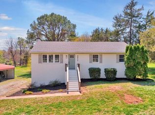 2855 Moyer Rd, Powhatan, VA 23139