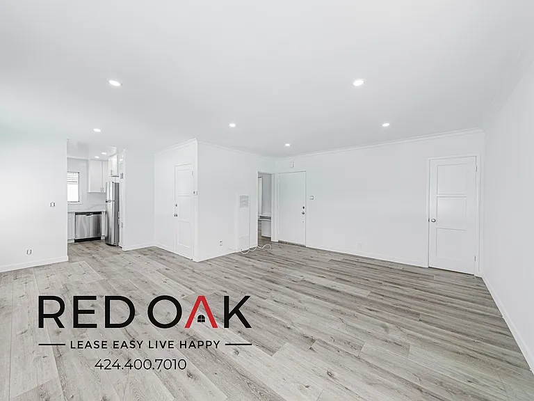 3494 Rowena Ave #8 — Photo 6