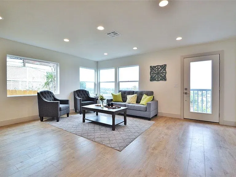 4525 Westview Dr — Photo 6