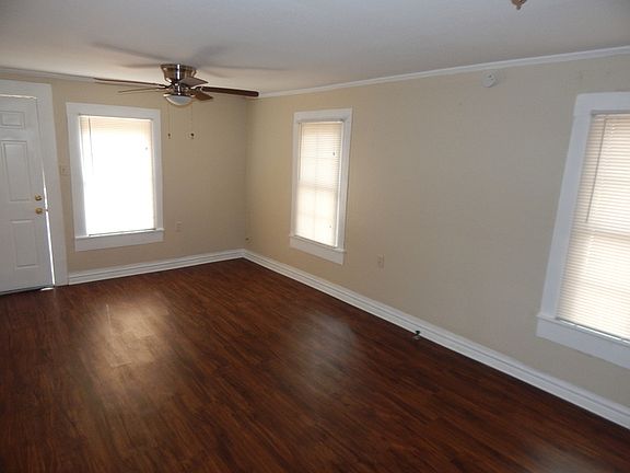 4th image of 1005 W M L King Jr Blvd