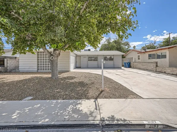 3017 Piedmont Ave, Las Vegas, NV 89102