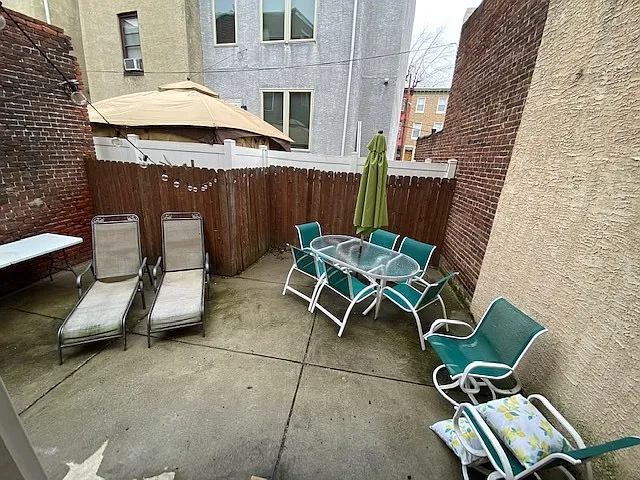 1507 Fairmount Ave — Photo 6