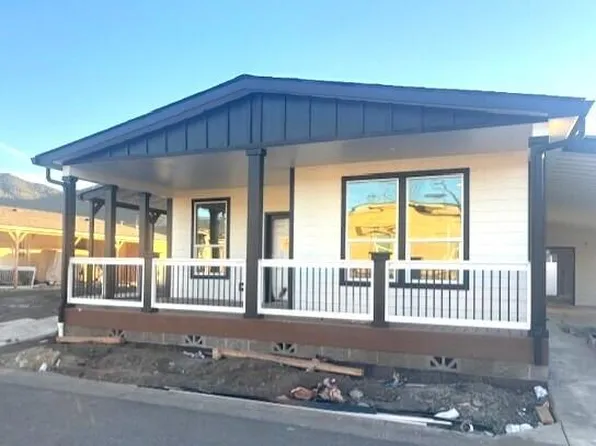 333 Mountain View Dr Unit 120, Talent, OR 97540