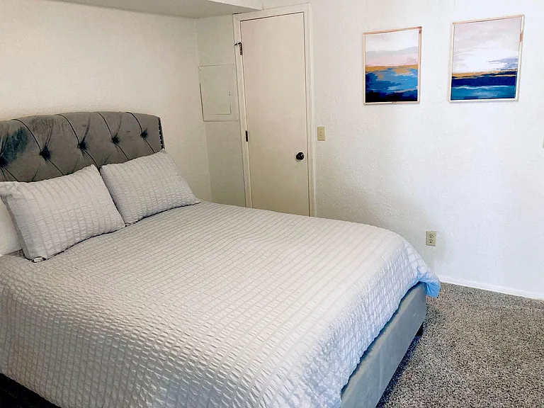 11530 N May Ave #202 — Photo 12