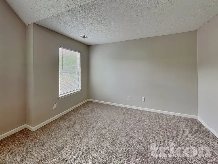 2372 Creel Rd — Photo 9
