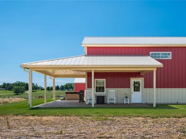 10550 Amish Ridge Rd, Somerset, OH 43783