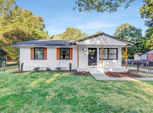 900 Tilden Rd, Charlotte, NC 28214