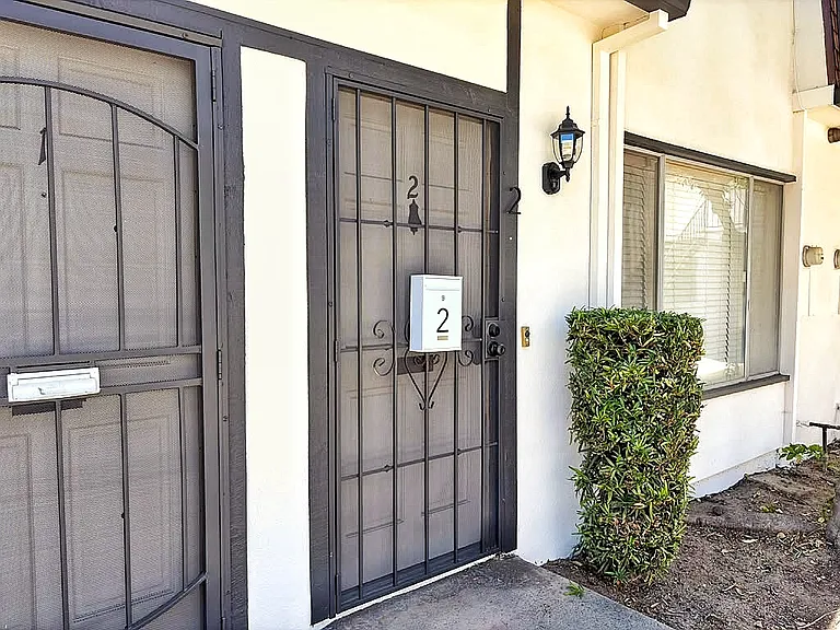 215 N Curtis Ave #2 — Photo 2
