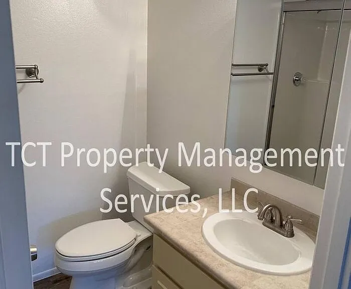 1725 E Ellis Dr — Photo 8