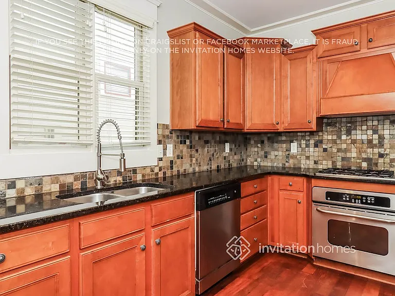 3132 Cunningham Ln — Photo 7