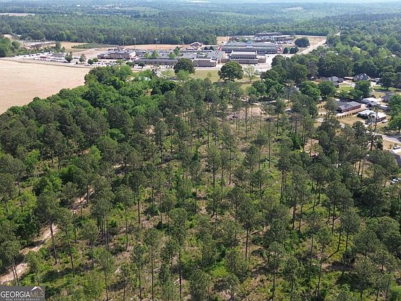 4th image of 4625 Storey Mill Rd