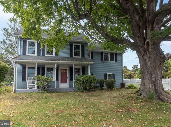 616 Cherry Hill Rd, Nazareth, PA 18064
