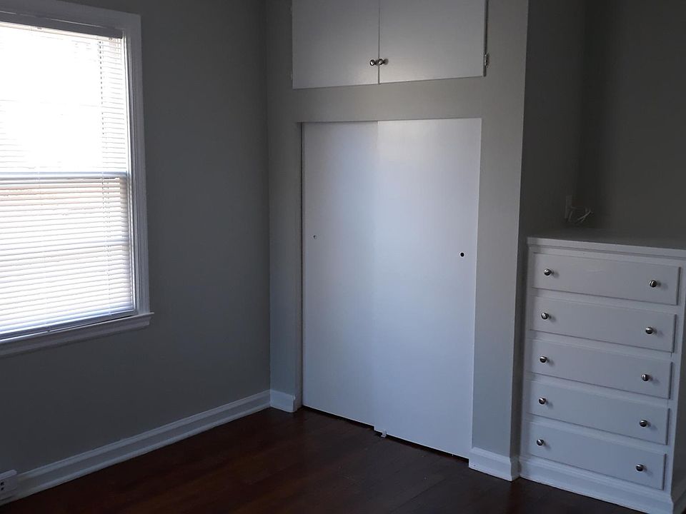 1st image of 8005 Summit St