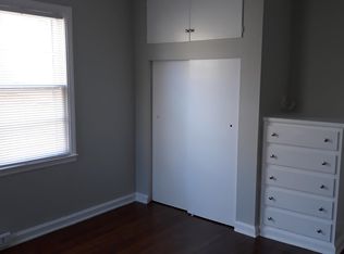 8005 Summit St, Kansas City, MO 64114
