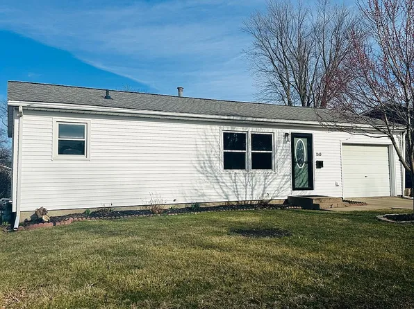 1143 Galbraith Dr, Clinton, IA 52732