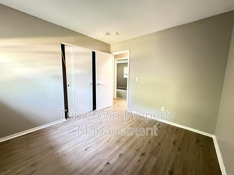 762 Del Marco Dr — Photo 6