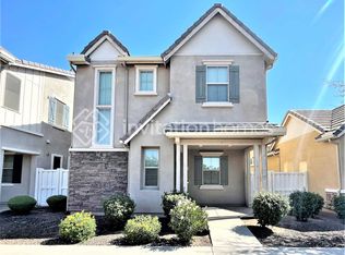 2220 S Annie Ln, Gilbert, AZ 85295