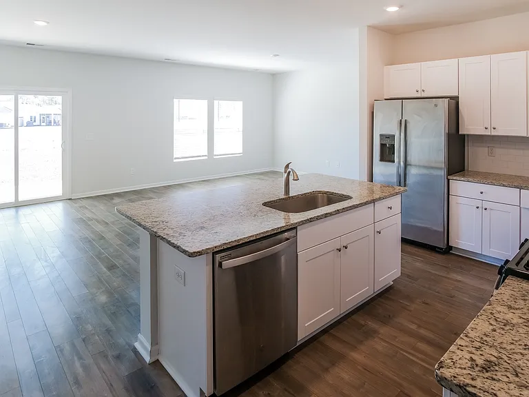 281 Cypress Tree Loop — Photo 8