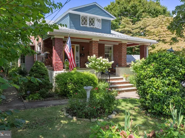 225 N Sylvania Ave, Rockledge, PA 19046