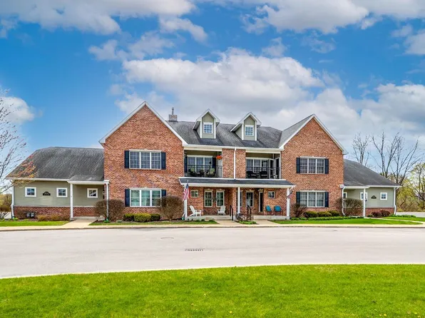 19533 Jamestown PLACE #201, Bristol, WI 53104