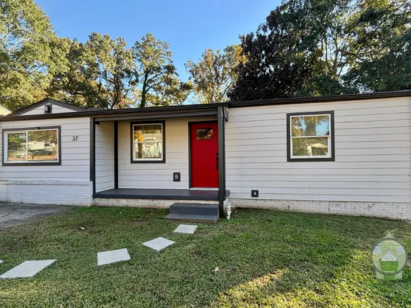 37 Prancer Ave, Greenville, SC 29605