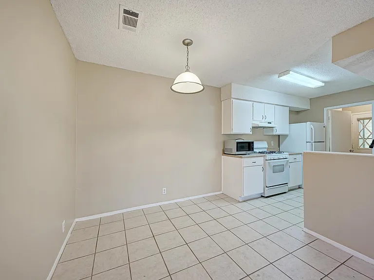 12408 Deer Falls Dr #B — Photo 11