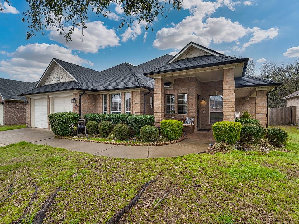 5843 Grayco Dr, Grand Prairie, TX 75052 Zillow