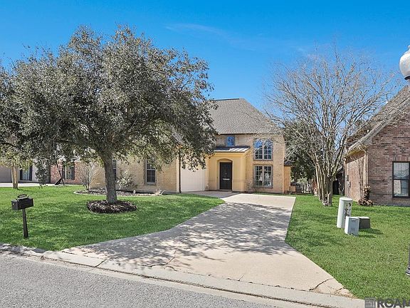 2nd image of 18049 Manchac Place Dr
