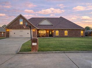 340 Meadowridge Cir, Texarkana, AR 71854