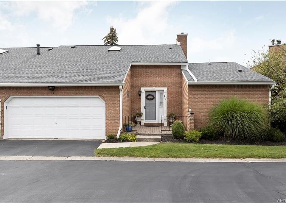 1st image of 17 Wellington Ct