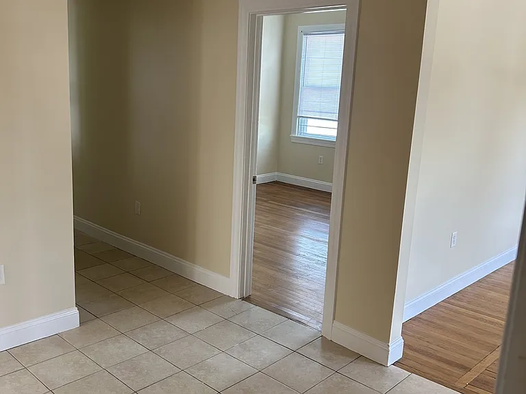 899 Morton St #2 — Photo 2